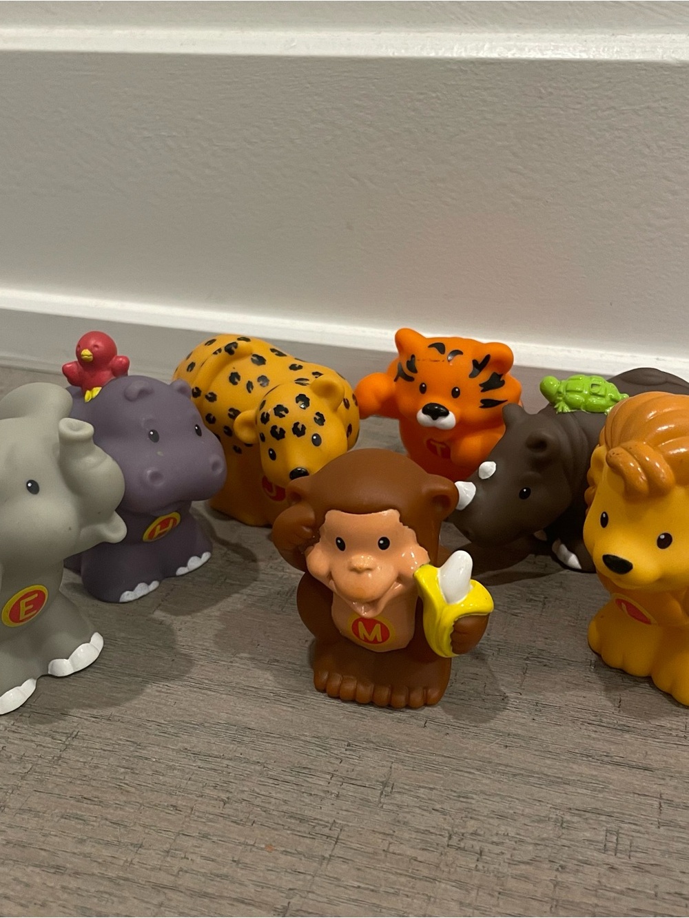 16 Fisher Price Little People Alphabet Animals - Picture 9 of 12